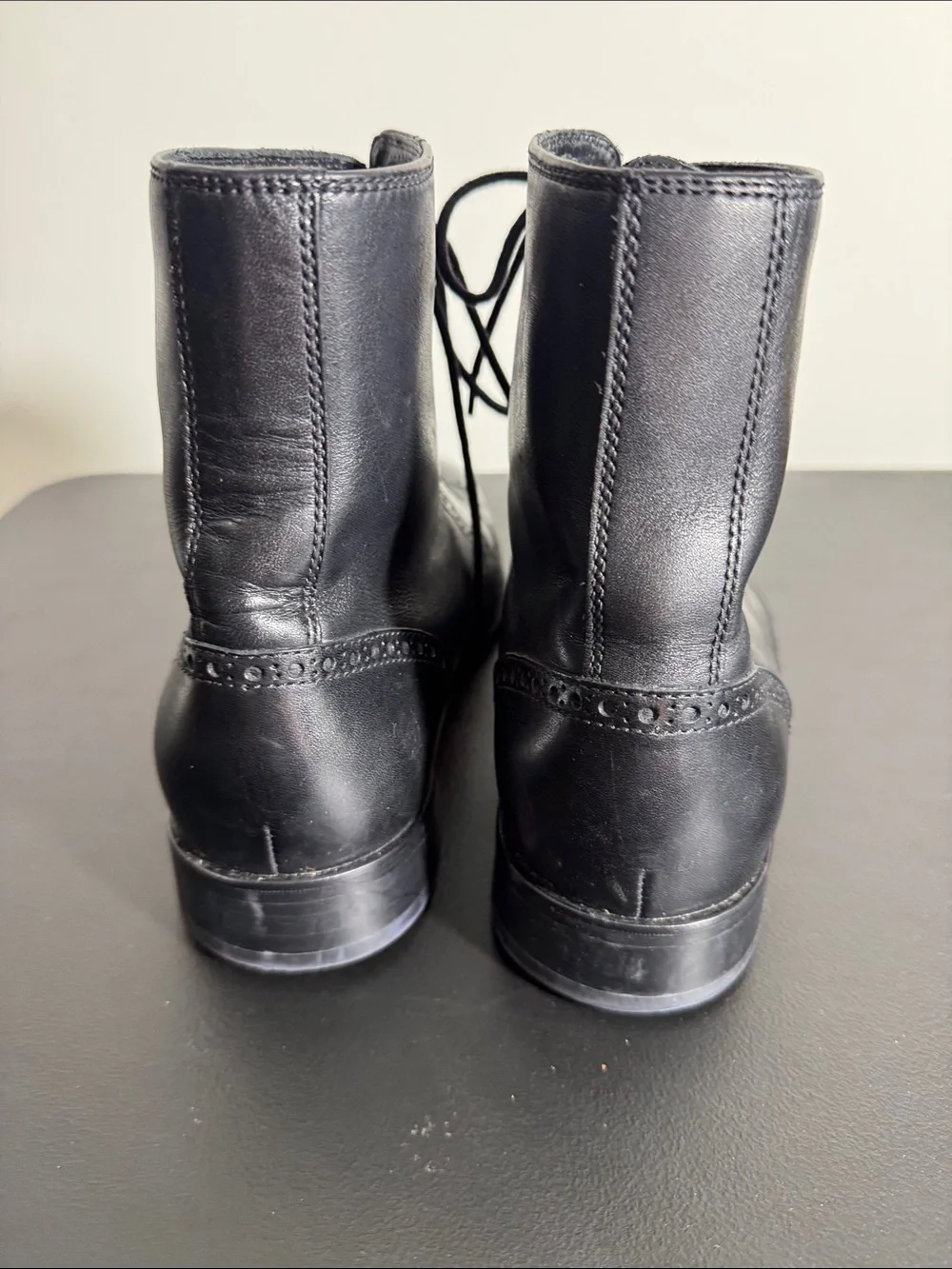 Cole Haan mens 10 M black wingtip lace up dress boots EUC